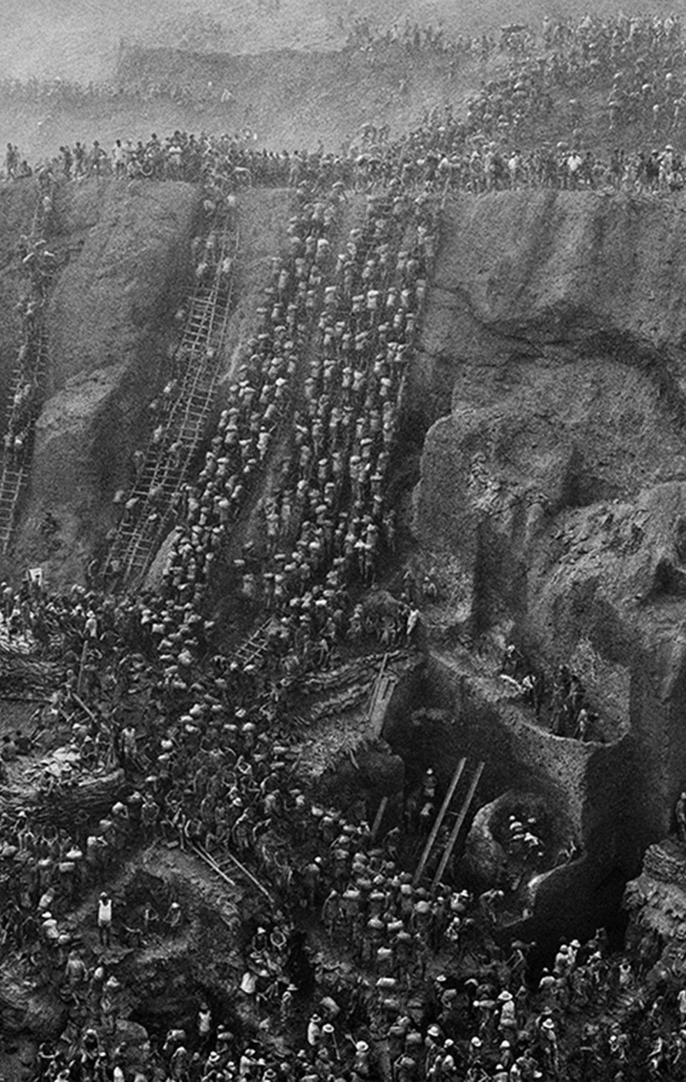 Sebastião Salgado: A Humanidade em Preto e Branco – Facetas Culturais